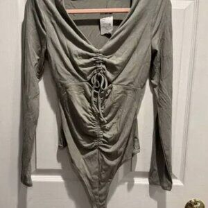 Women's bodysuit ins size medium